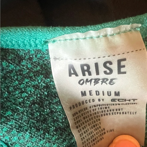 Echt workout outfit - Ombre black-green - Picture 2 of 7